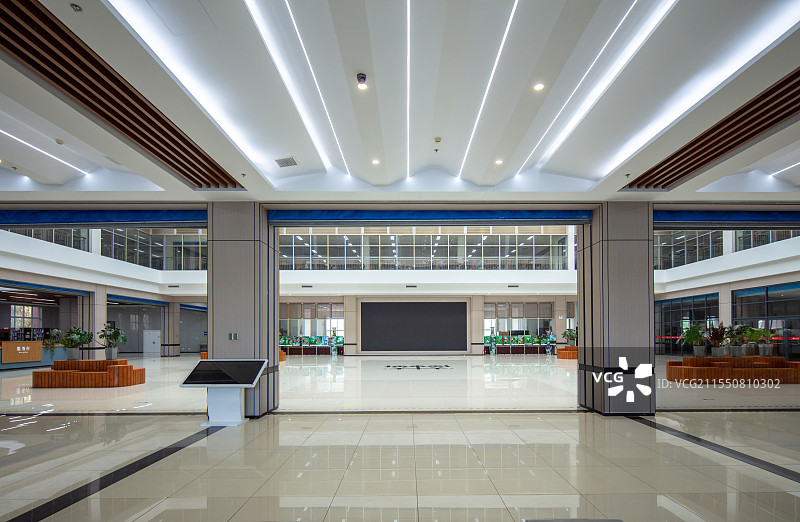 山东交通学院（长清校区）图书馆大厅图片素材