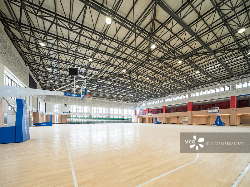 大学室内篮球馆图片素材