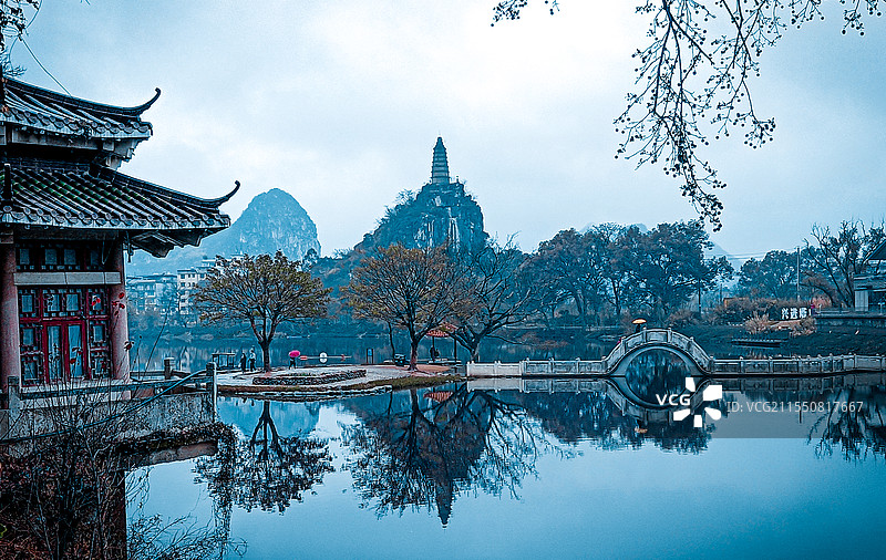 桂林穿山景区塔山小景图片素材
