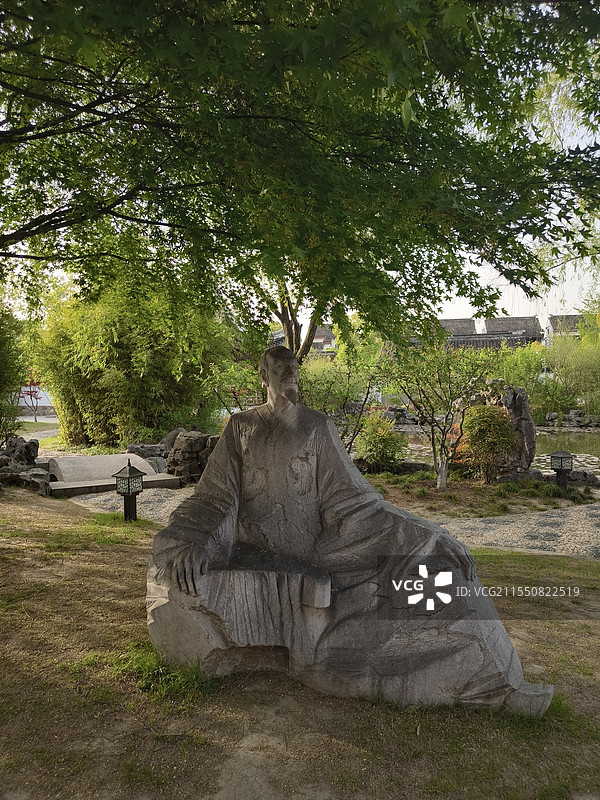 苏州唐寅唐伯虎雕像图片素材