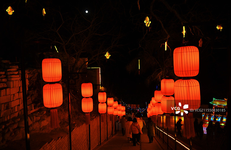 红灯高挂庆元宵图片素材