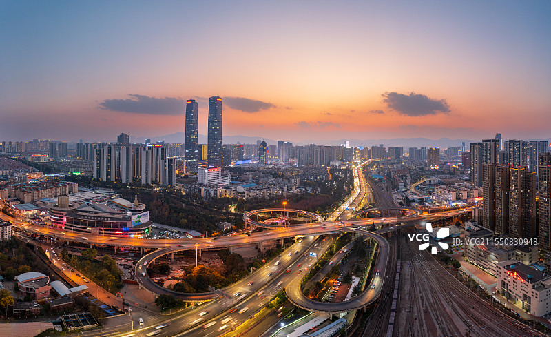 云南省昆明市城市夜景风光图片素材
