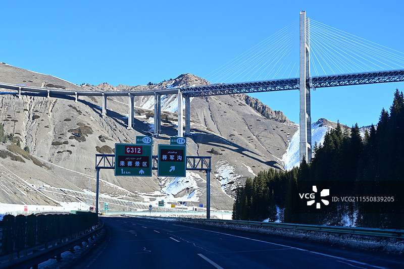 果子沟大桥图片素材