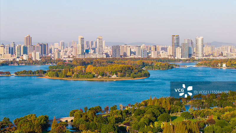 南京市天际线航拍，摄于玄武湖图片素材