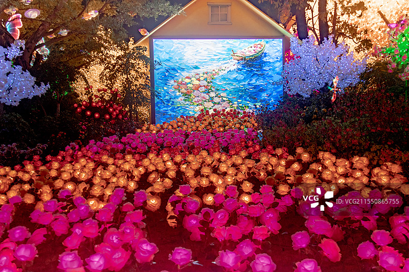 花海夜景莫奈花园油画风童话小屋南宁青秀山灯展图片素材