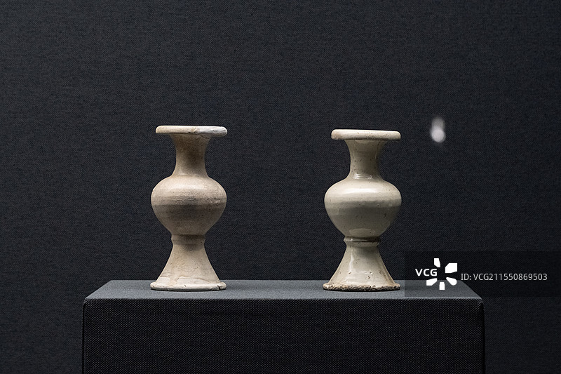 安徽亳州博物馆富荣花园僧侣合葬墓出土文物图片素材