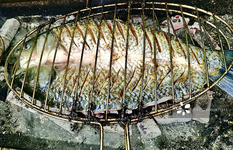 炭火烤鱼（榕）图片素材