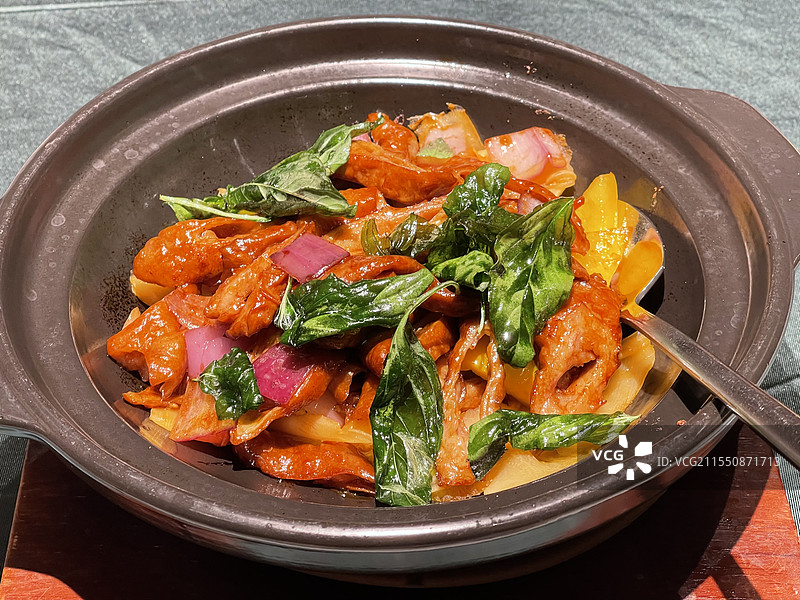 啫啫煲图片素材