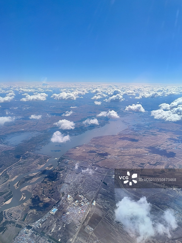 飞机上的云层图片素材