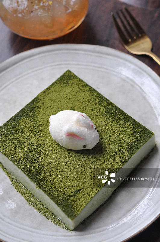 甜品 兔子  抹茶 甜品 中式下午茶  美食 静物 节气 女性 国风 下午茶 茶 健康 女性 心情图片素材