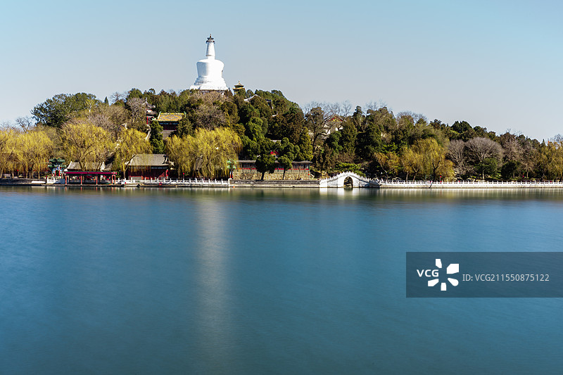 北海公园白塔图片素材