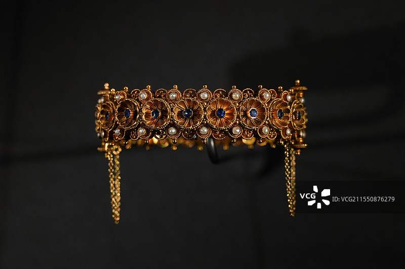 19世纪初意大利伊特鲁利亚风格手镯图片素材