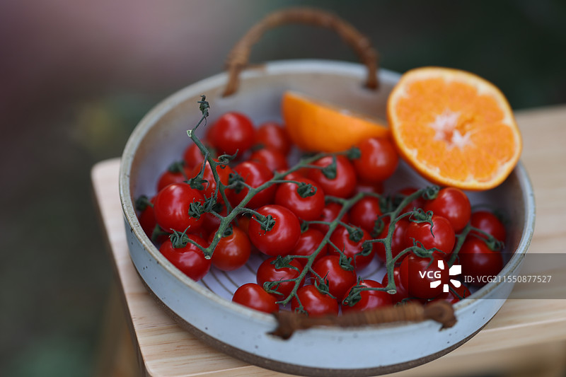 一盘小西红柿图片素材