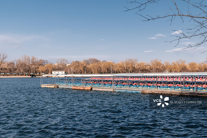 北京玉渊潭公园的冬末图片素材