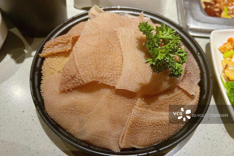 海底捞的半份毛肚图片素材