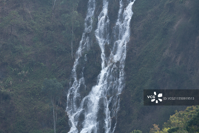 东莞水濂山森林公园瀑布景观图片素材