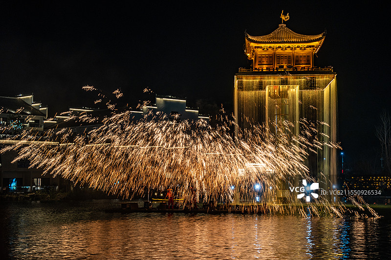 婺源打铁花图片素材