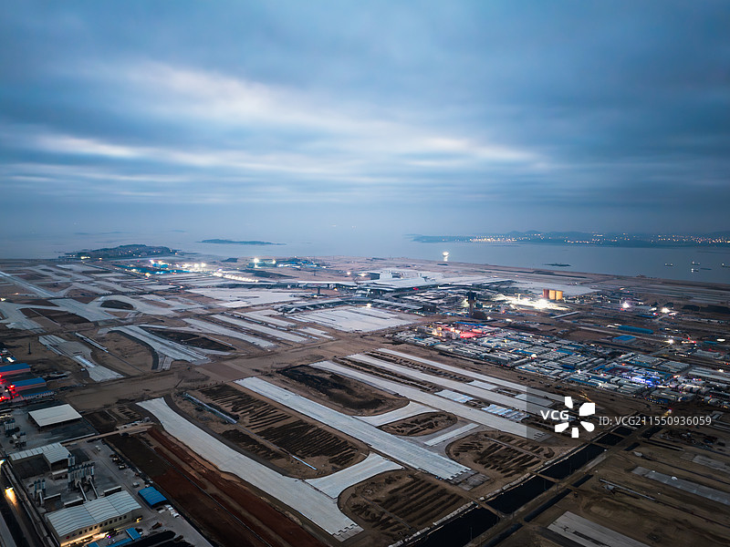 清晨建设中的厦门翔安国际机场航拍全景图片素材