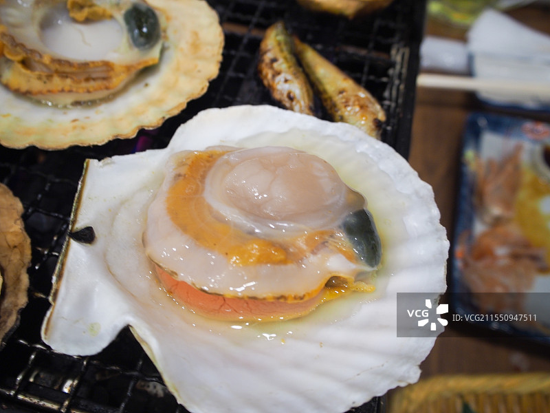 大个新鲜扇贝的鲜美诱惑图片素材