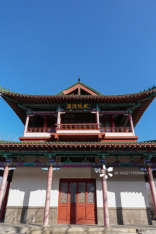 济南大明湖亭台楼阁古建筑图片素材