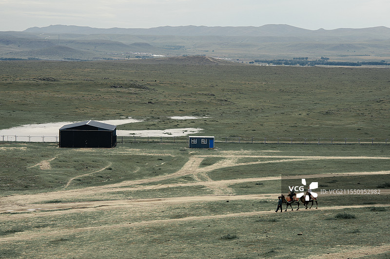 乌兰察布草原，骑马风景图片素材