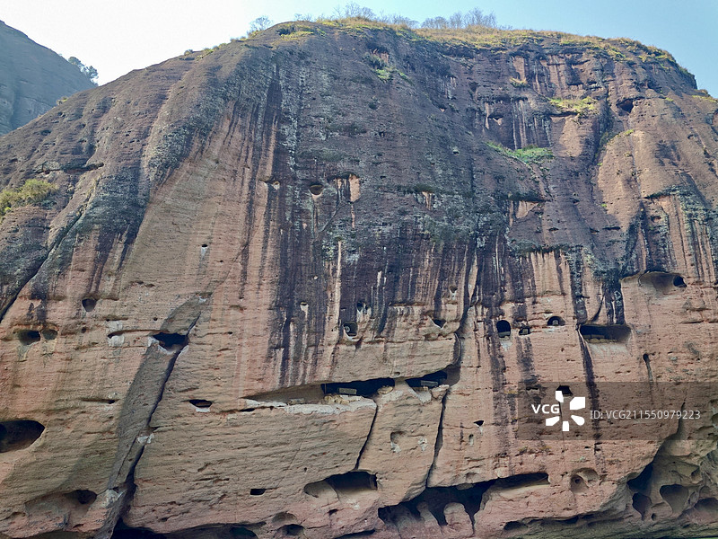 龙虎山泸溪河竹筏漂流感受两岸丹霞地貌风光图片素材