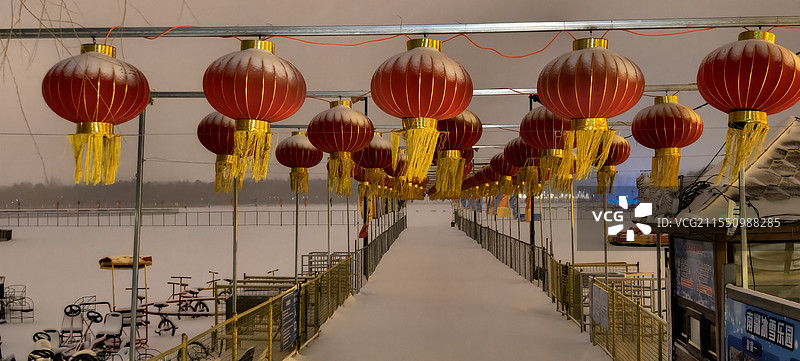 长春南湖公园灯笼图片素材