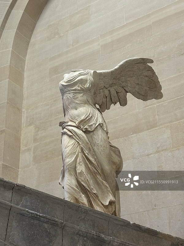 卢浮宫胜利女神像图片素材
