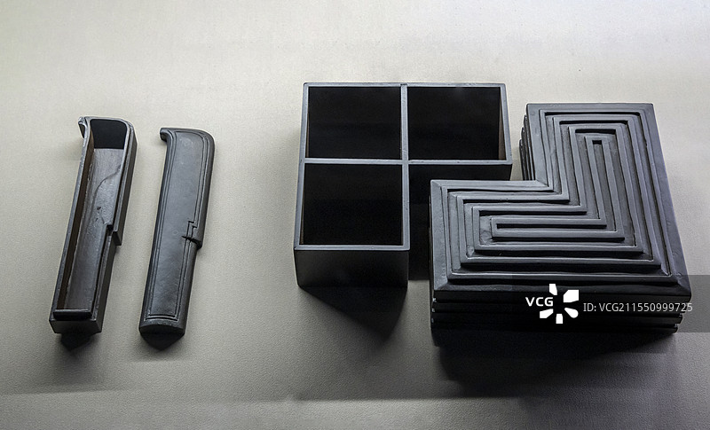 江西省博物馆“古代历史文化展”：漆盒（复制品）（东周，原件2007年江西省靖安县李洲坳东周墓出土）图片素材