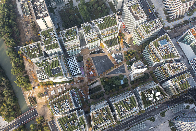 航拍秋天的杭州天目里园区图片素材