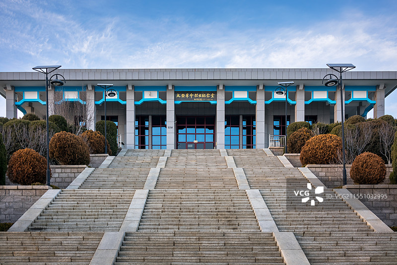 蓝天白云景区会堂纪念馆图片素材