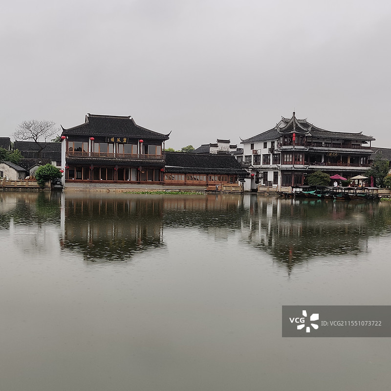 锦溪古镇的倒影图片素材