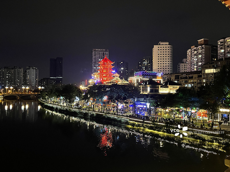 成都安顺廊桥河畔夜景图片素材