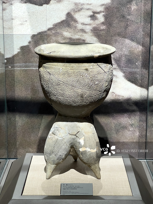周口市博物馆 公元前3000-2000年 新石器时代  龙山文化 陶甗 甗图片素材