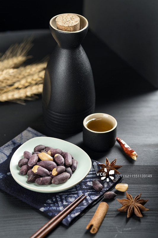 五香黑花生图片素材