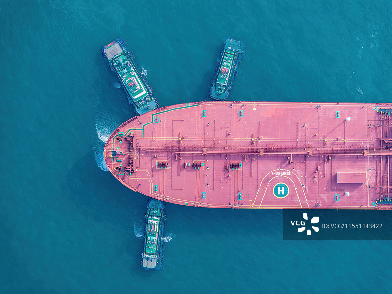 油轮俯拍-大型油轮-远洋油轮-6图片素材