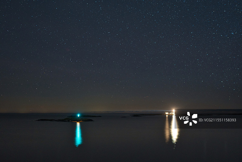 挪威海边夜晚星空图片素材