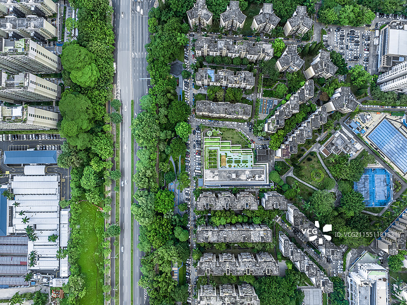 航拍城市住宅区与绿化景观鸟瞰图图片素材
