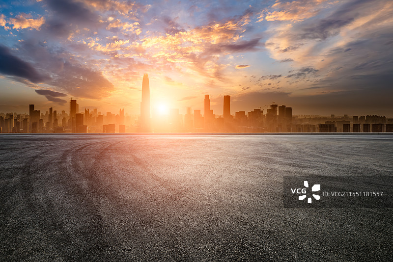 城市天际线与广场公路日落景观图片素材