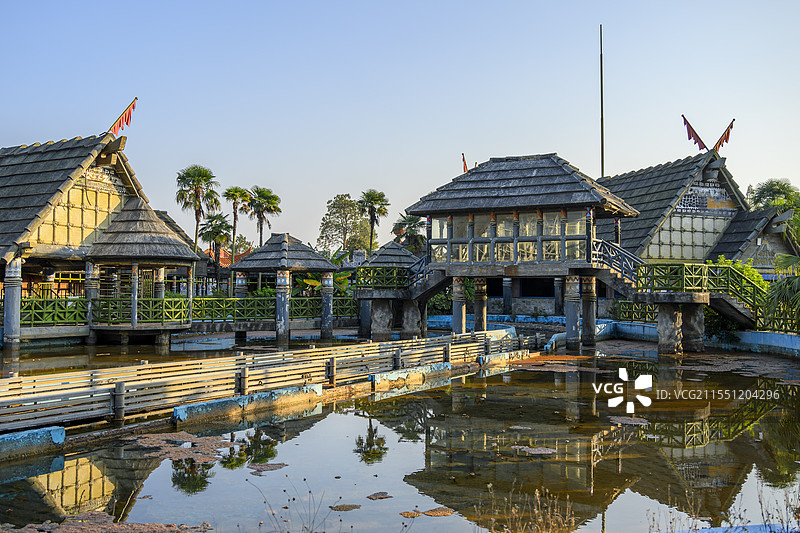 桂林兴安乐满地破浪过山车图片素材