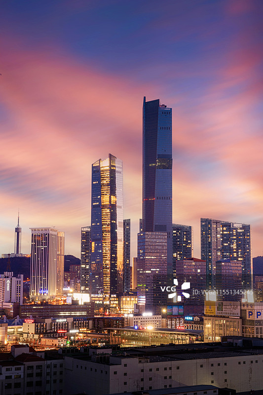 大连裕景中心图片素材