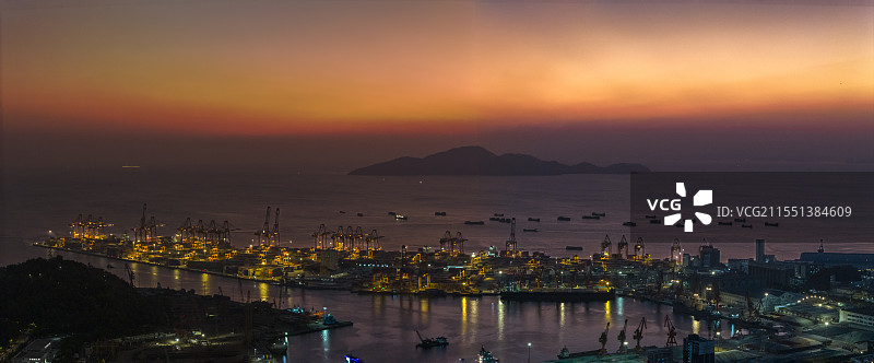 深圳南山蛇口赤湾港码头夕阳全景航拍图片素材