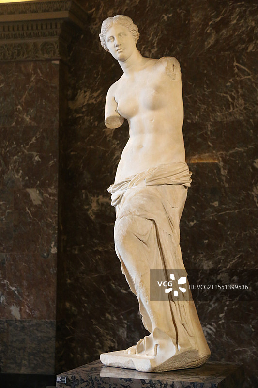 巴黎卢浮宫断臂维纳斯图片素材