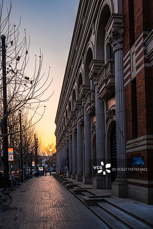 天津 五大道 民园 民园广场 黄昏 日落 近代优秀历史建筑 欧式建筑图片素材