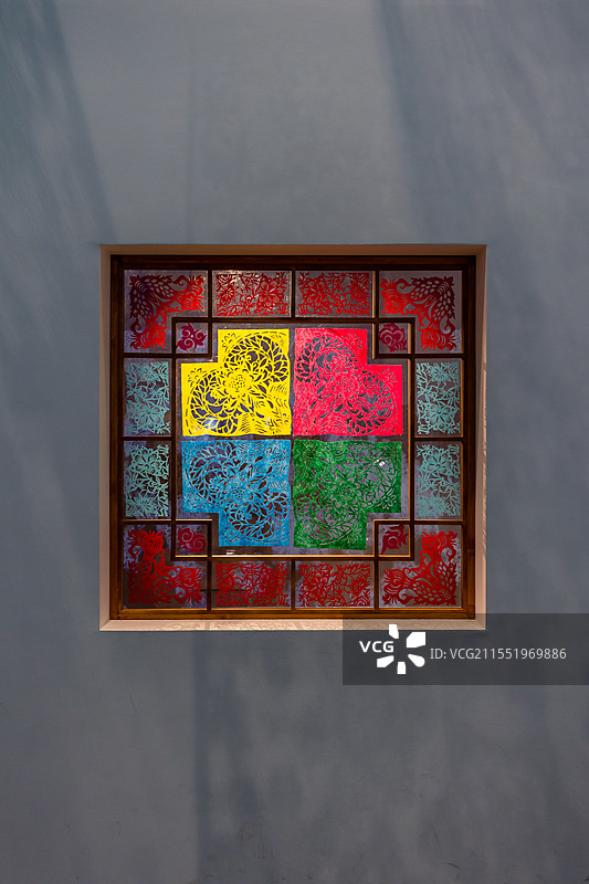 深圳美术馆民间剪纸艺术作品展图片素材