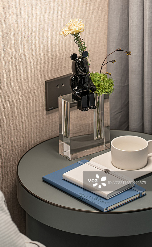 样板房中的精致卧室小景展示图片素材