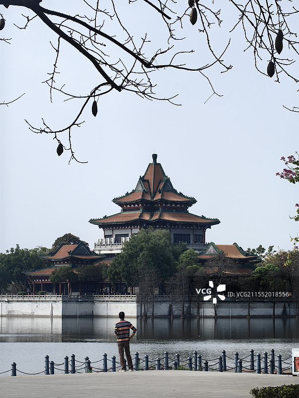 古今对望图片素材