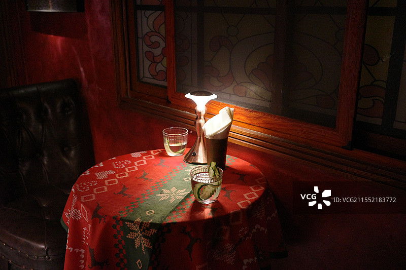 香港港风复古咖啡厅酒吧清吧灯光氛围餐厅图片素材