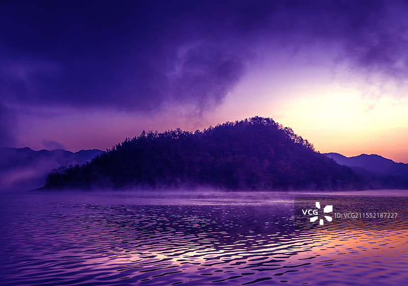 安徽省六安市霍山县佛子岭水库初冬晨景图片素材