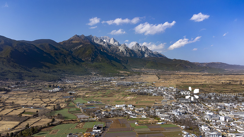 玉龙雪山航拍图片素材